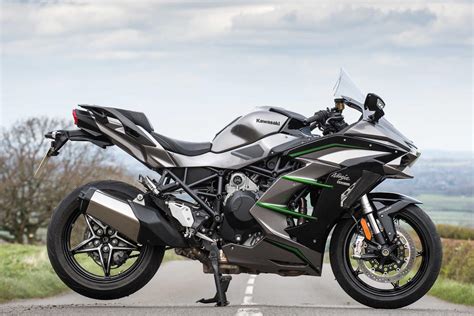 KAWASAKI NINJA H2 SX SE+ (2019-on) Review, Specs & Prices | MCN