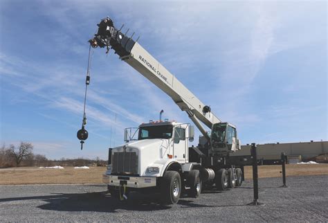 Manitowoc launches new National Crane NBT60L boom truck ⋆ Crane Network ...