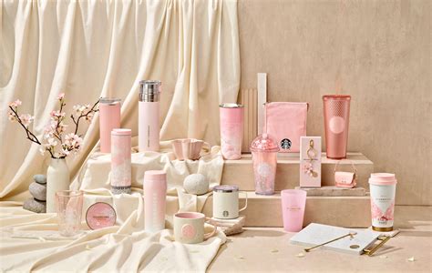 Starbucks Korea's cherry blossom collection is pretty in pink ...