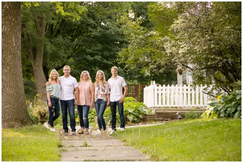 Living Room Portrait Art | Saint Paul Family Portrait Session