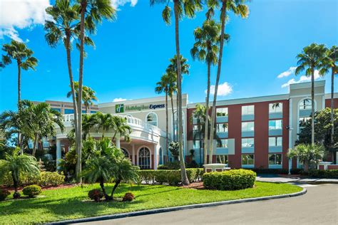 HOLIDAY INN EXPRESS MIAMI AIRPORT DORAL AREA, AN IHG HOTEL $124 ...