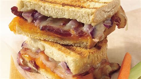 Grilled Double-Cheese and Bacon Sandwiches recipe from Betty Crocker