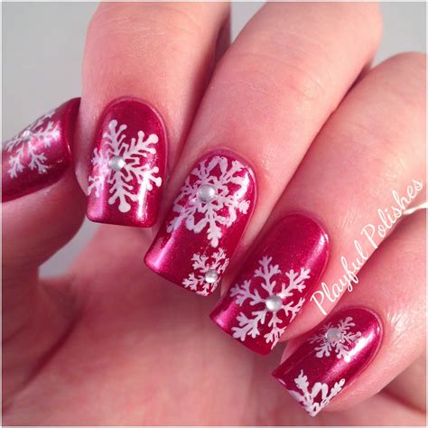 Playful Polishes: CHRISTMAS SNOWFLAKE NAIL ART