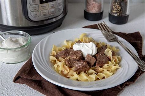 Pressure Cooker (Instant Pot) Sirloin Tips in Gravy