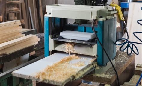 Drum Sander Vs Planer: Choosing The Best Fit For Your Woodworking Projects