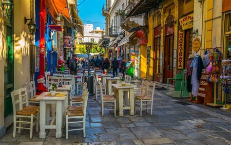 Why Plaka Is the Best Neighborhood to Stay in Athens