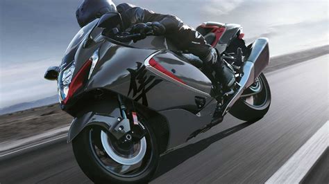 The Suzuki Hayabusa Rolls Into 2023 With New Colorways