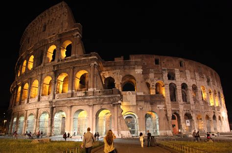 Colosseum Night Tour Tickets - Dark Rome