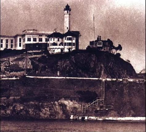 Historische Tour auf Alcatraz Island - Tourist Platform