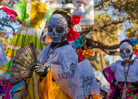 Day of the Dead Parade Group Trip to Mexico City — EscapingNY