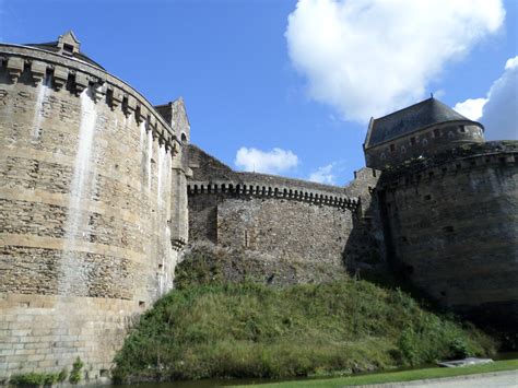 Fougéres and its castle!!! | Paris1972-Versailles2003