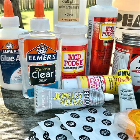 8 Best Types of Glues - Easy Tacky Glue Uses for Your Next DIY Project ...