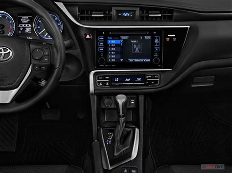 2018 Toyota Corolla Interior Pictures | Psoriasisguru.com