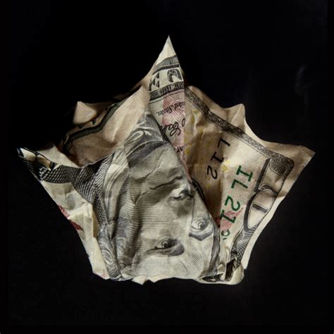 Show me the Money Serie | International Photo Awards