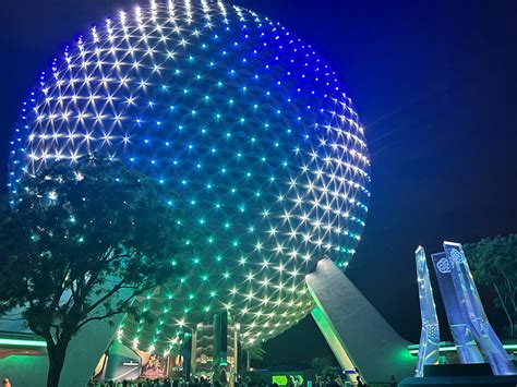 EPCOT Fireworks Guide - Key To The World Travel