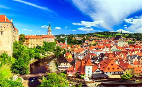 Cesky Krumlov UNESCO Tour - Prague Tours Direct