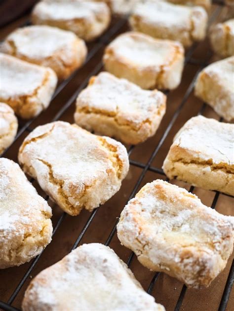 Almond Ricciarelli Cookies | Recipe in 2020 | Almond recipes, Italian ...