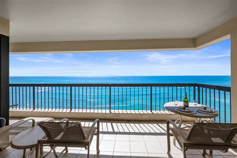 Waikiki Beach Tower Ocean 2 BR on the 33rd Floor | Ali'i Beach Rentals ...