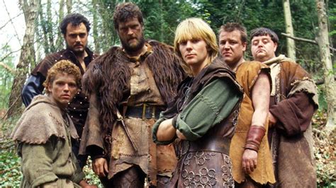 Robin of Sherwood: Cult show returns with fan-funded drama - BBC News