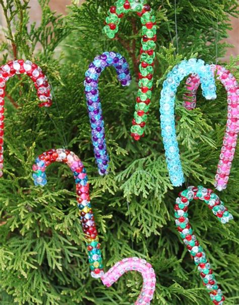 How to Make a Beaded Candy Cane Ornament - FeltMagnet