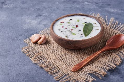 Refreshing Curd Rice - foodlocale Curd rice recipe | Thayir sadam ...