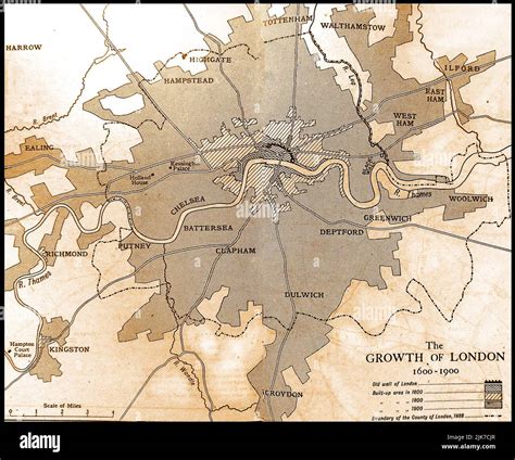 An old map showing the growth of the city of London 1600-1900 Stock ...