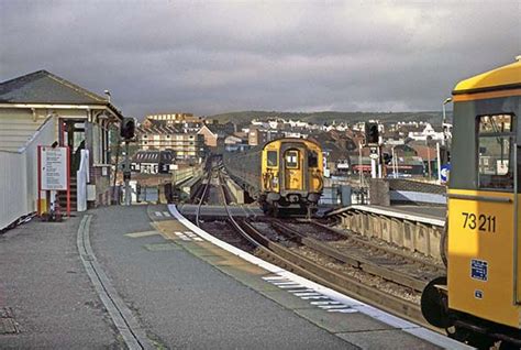 Disused Stations: Folkestone Harbour Station