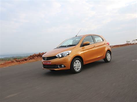 Tata Tiago Images [HD]: Tata Tiago Interior & Exterior Photo Gallery ...