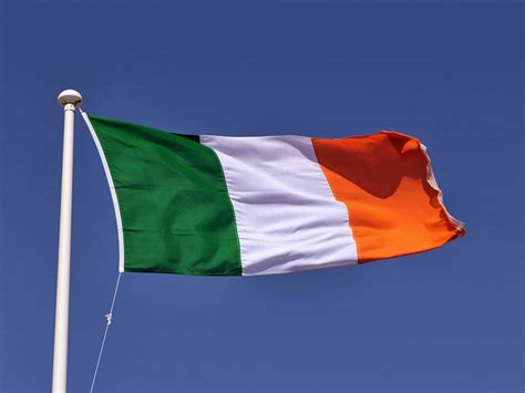 South East Ireland Travel Blog: Facts About The Irish Flag