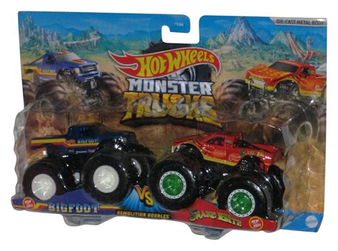 Hot Wheels Monster Jam (2021) Bigfoot vs Snake Bite Toy Truck 2-Pack ...