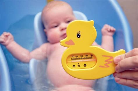 What Is The Safe And Right Temperature For Baby Bath? - Ur Baby Blog