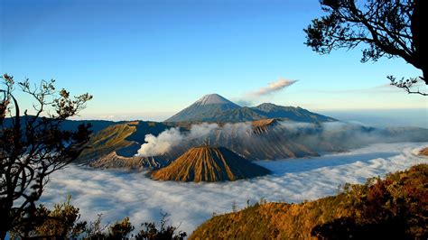 Download Mount Bromo Nature Mountain HD Wallpaper