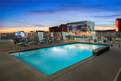 SpringHill Suites by Marriott Las Vegas Convention Center ...