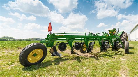 John Deere Model 680 Five-Bottom Plow | F128 | Davenport 2018