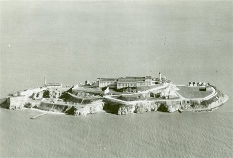 Alcatraz Escape — FBI