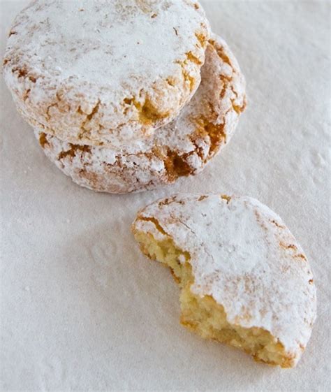 Italian Almond Cookies - Ricciarelli - Fearless Fresh