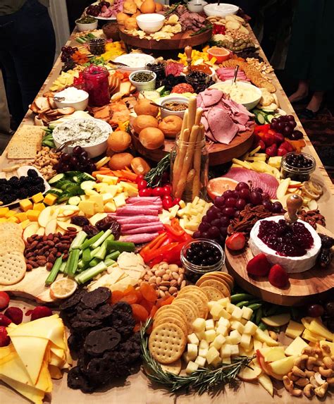 GRAZING TABLES | Amazing food platters, Party food appetizers, Party ...