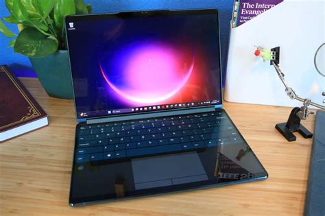 Lenovo Yoga Book 9i review: The right kind of weird | PCWorld