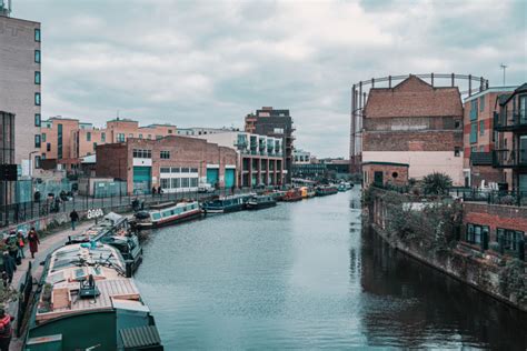 LondonLife – By the canal… – Exploring London