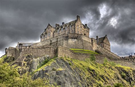 Edinburgh Castle, The Story of A Magnificent and Historic Castle ...