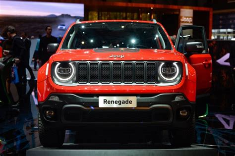 Jeep Renegade Hybrid: First Look - Autotrader