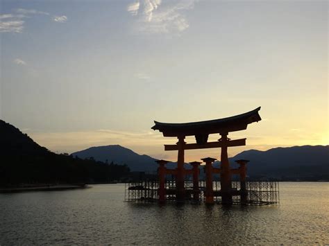 The Complete Guide to the magnificent Itsukushima Shrine, Japan