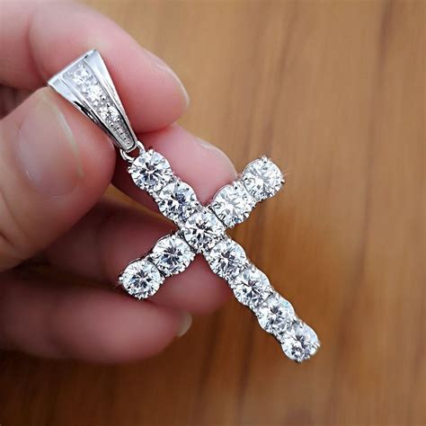 2 Carat D/VVS1 Diamond Cross Pendant Necklace 14K White Gold over Women ...