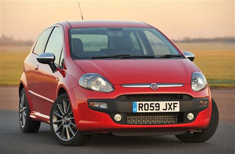 Fiat Punto Evo 1.4 16v MultiAir 135 Sporting - Car Write UpsCar Write Ups