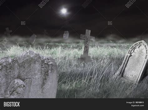 Scary Cemetery Night Image & Photo (Free Trial) | Bigstock