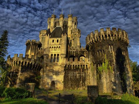 Basque Fact of the Week: Butrón Castle | Buber's Basque Page