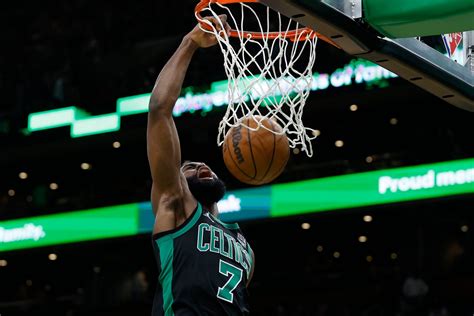 Watch: Jaylen Brown throws down dunk, celebrates with Kevin Garnett