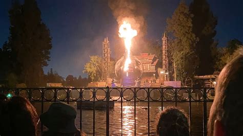 Disneyland's 45' Fantasmic! dragon catches fire