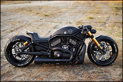 Harley-Davidson Night Rod Is So Black It’s Invisible When the Sun Is ...