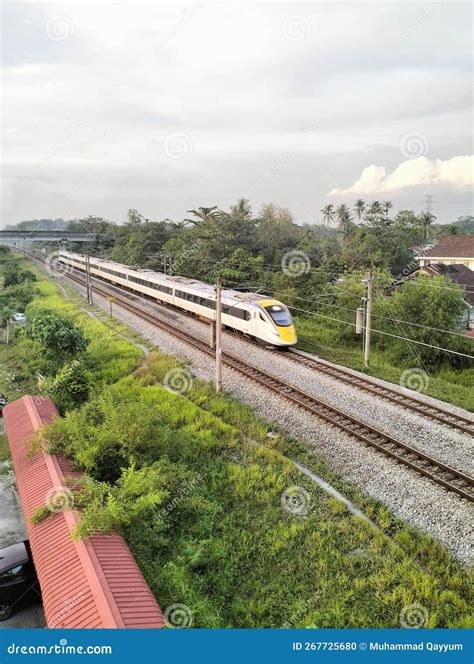 Train KTM for Keretapi Tanah Melayu at Malaysia Editorial Image - Image ...